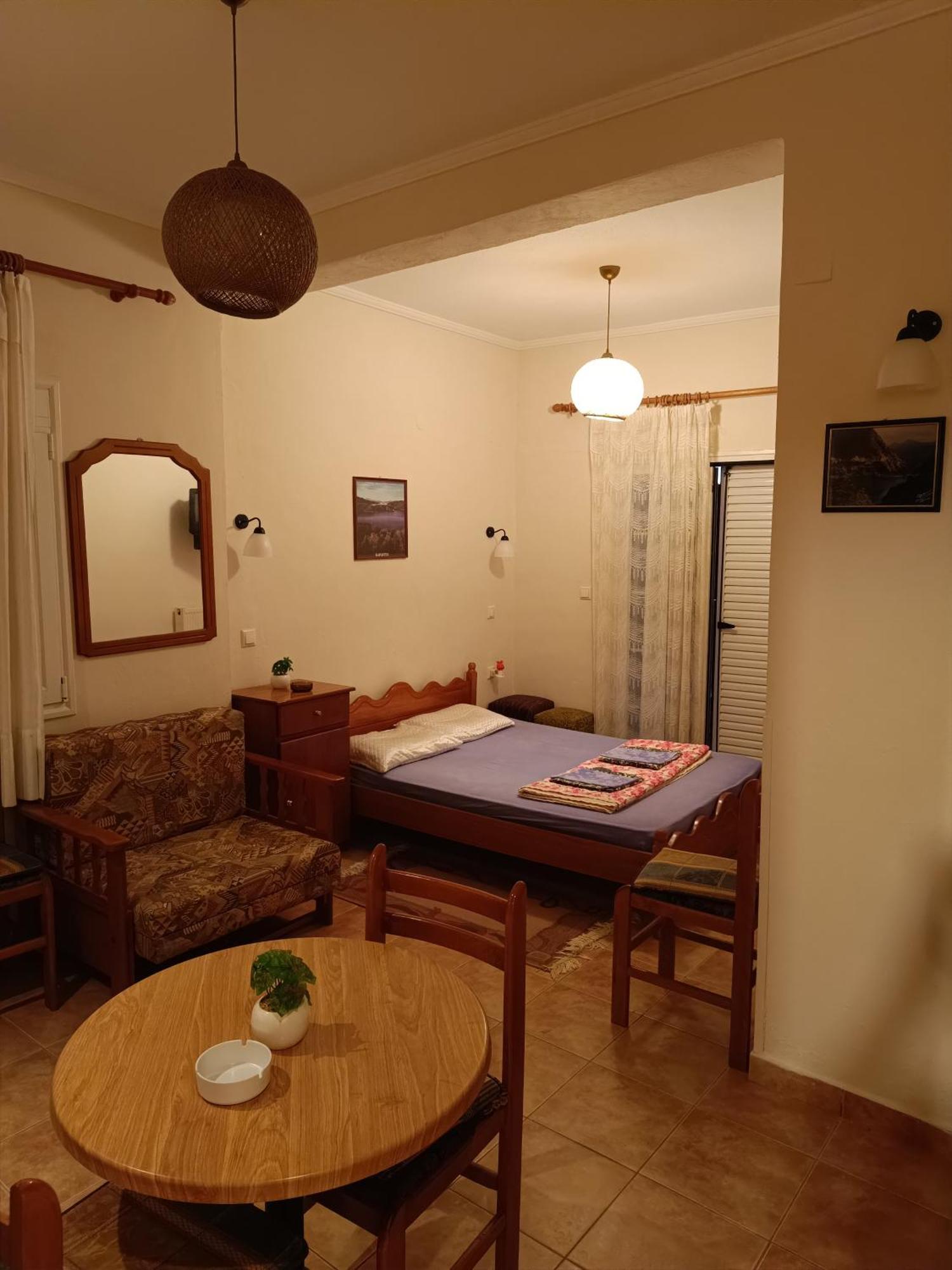 Πανδοχείο Λίμνης Πλαστήρα Hotell Kastanéa Exteriör bild